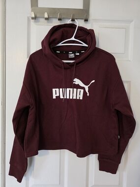 NWOT | Puma Women’s Hoodie | SZ Medium